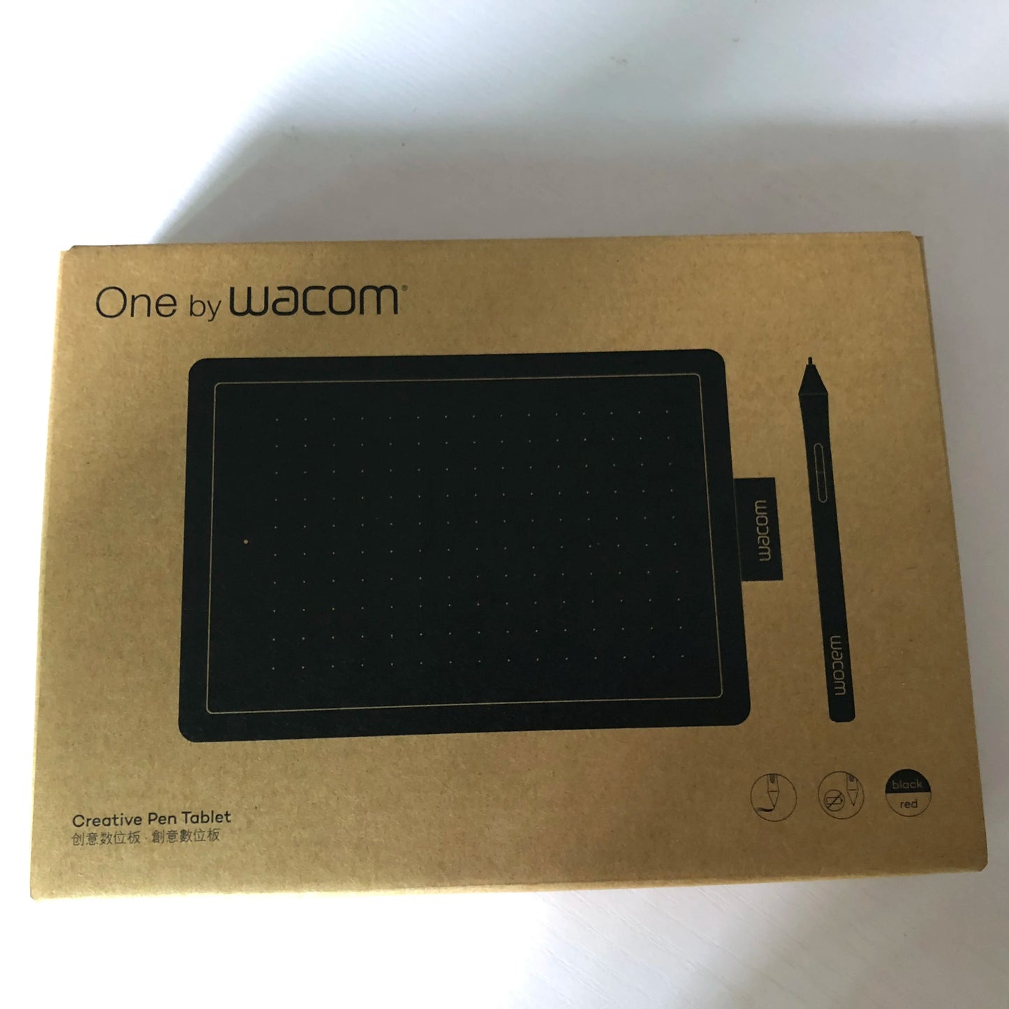 One by Wacom Medium Size Drawing Graphic Pen Tablet 